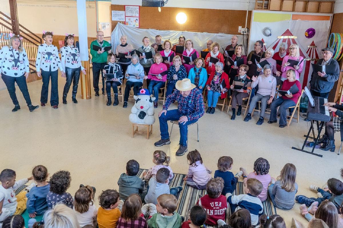 Una de les activitats amb més projecció és la coral Usènior