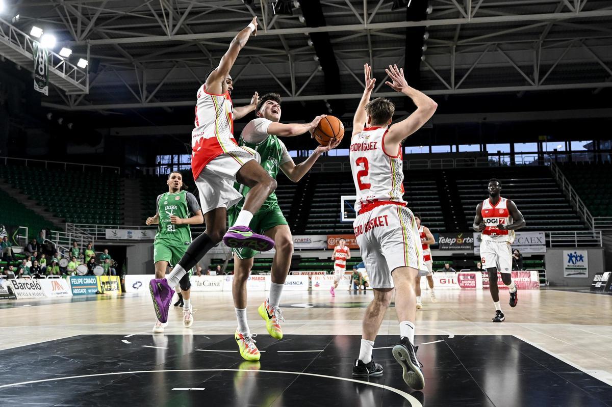 Fotogalería | Las imágenes del Cáceres Patrimonio - Logrobasket