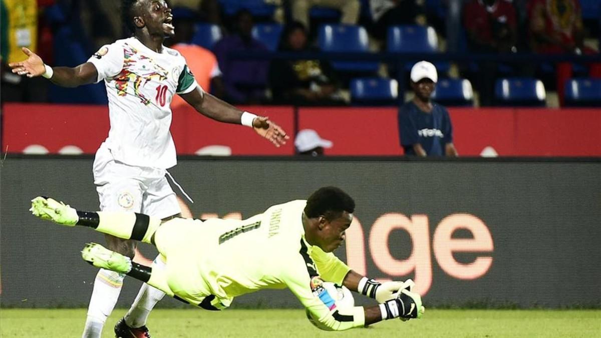 Ondoa clasificó a Camerún parándole un penalti a Sadio Mané