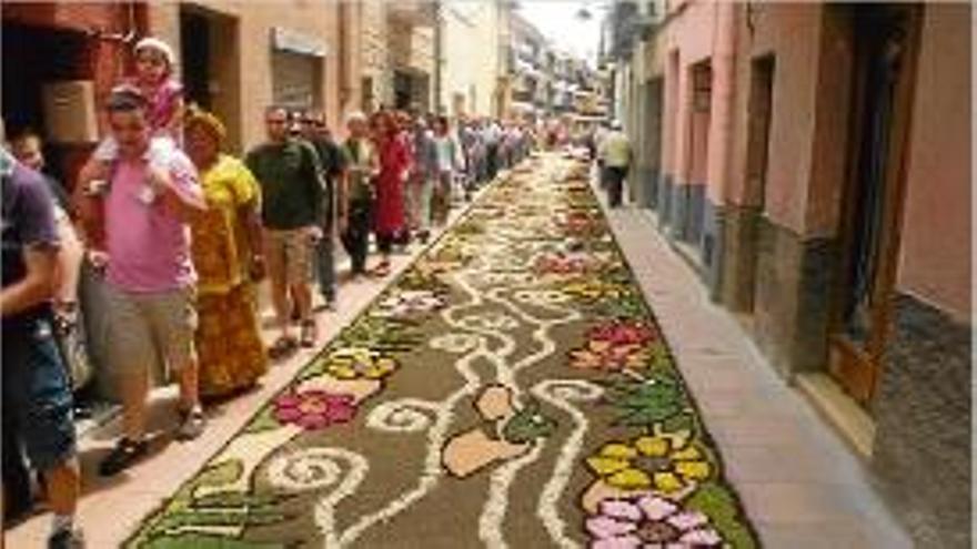 Les tradicionals enramades, que porten la sardana fins a Arbúcies.