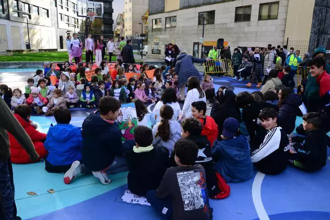 La celebración del 25-N de los colegios de Cangas