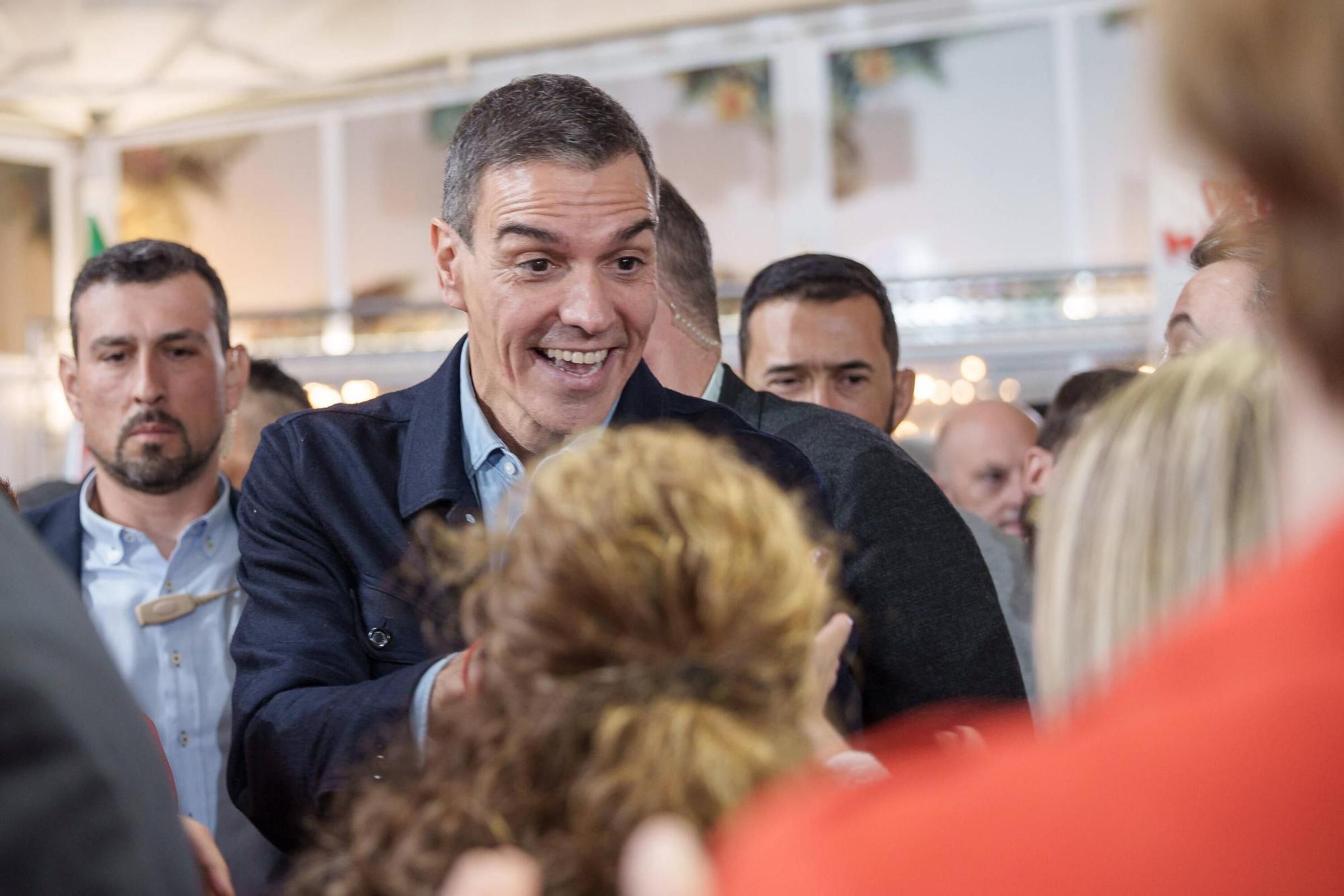 Fotogalería | Las imágenes del mitin de Pedro Sánchez en Mérida - El ...