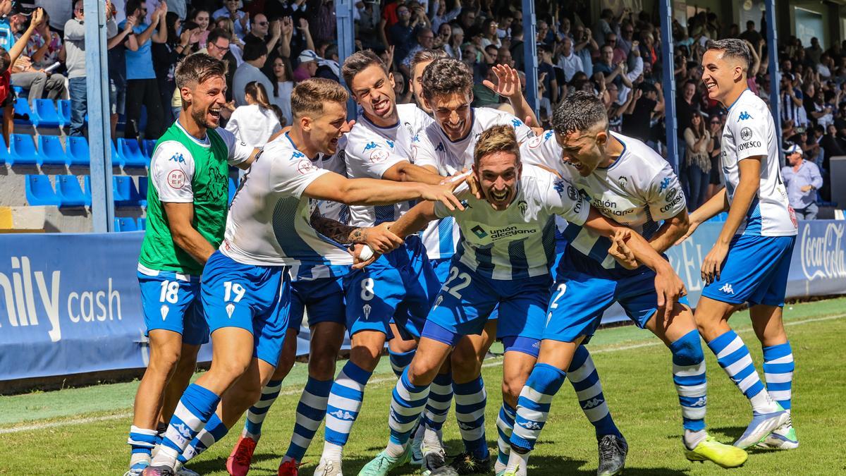 Alcoyano-Eldense, una rivalidad desde hace más de ocho décadas - Información