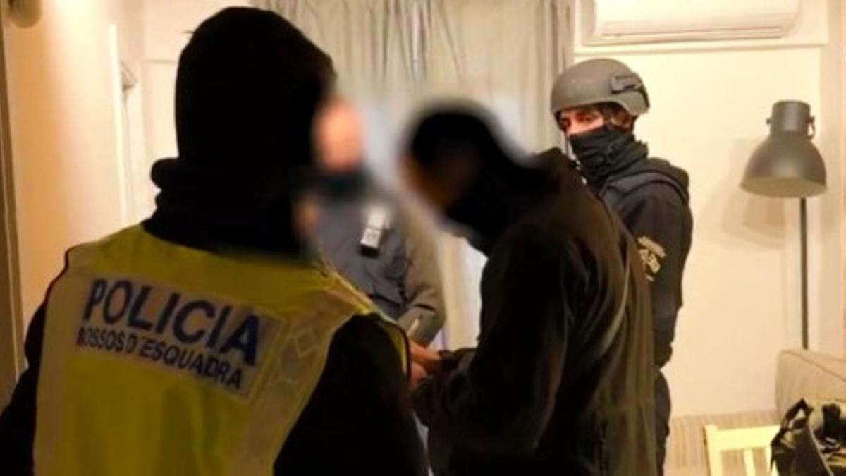 Detinguda una dona per llogar 21 narcopisos a Barcelona
