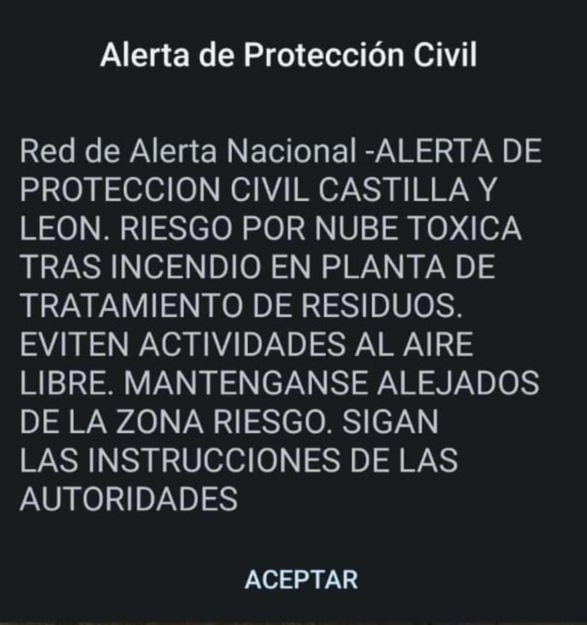Alerta de Protección Civil por el incendio en Zaresa (Roales del Pan)