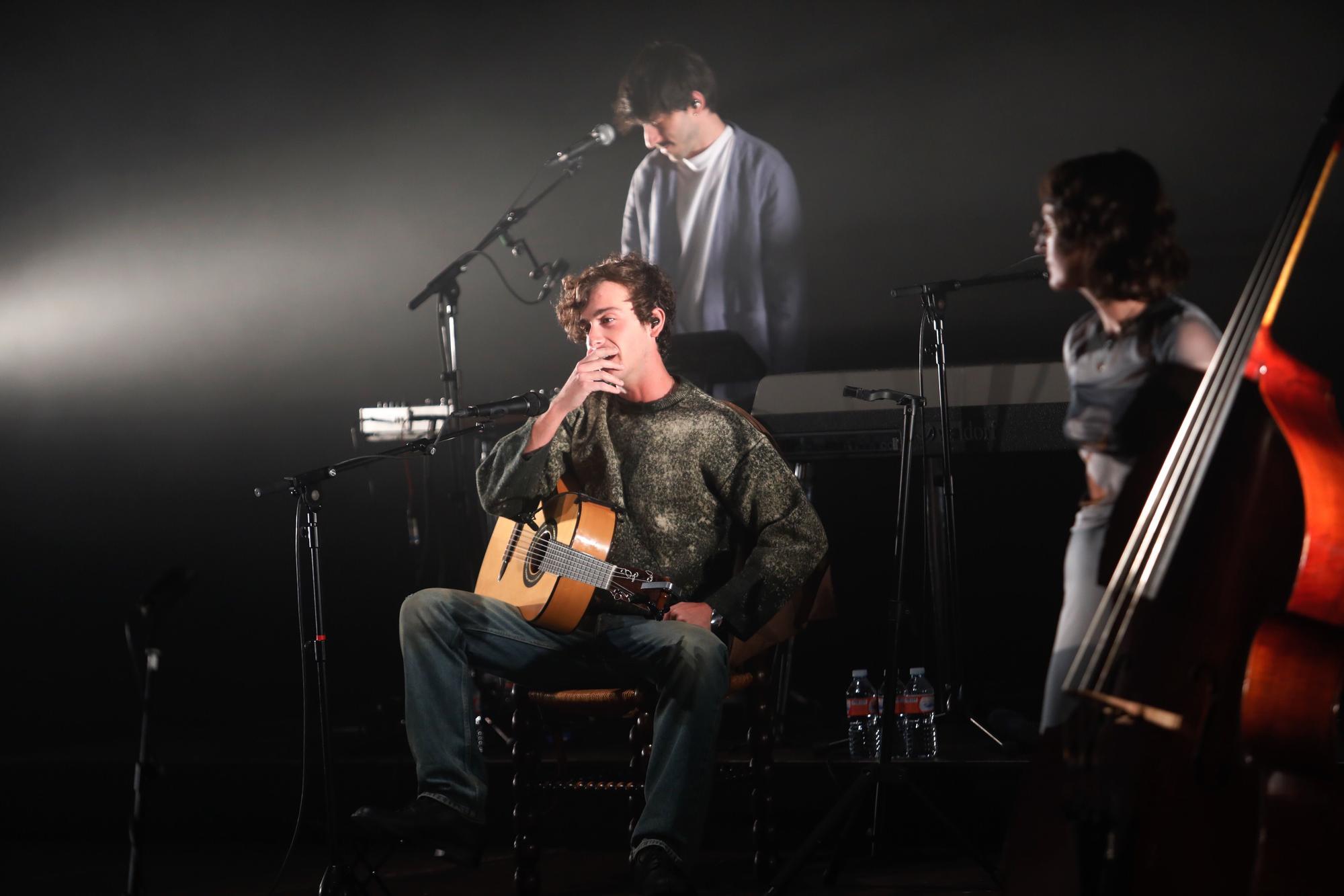 En imágenes: “Guitarricadelafuente” en concierto en la Laboral