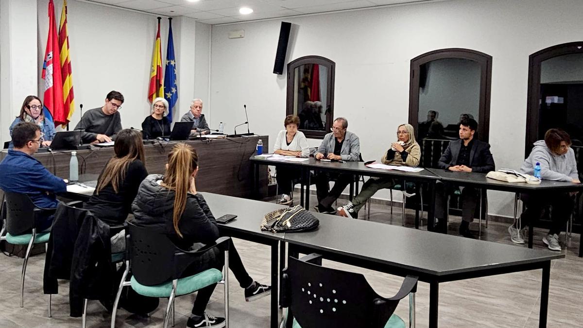 Un moment del ple de l'Ajuntament de Castelbell de dijous al vespre