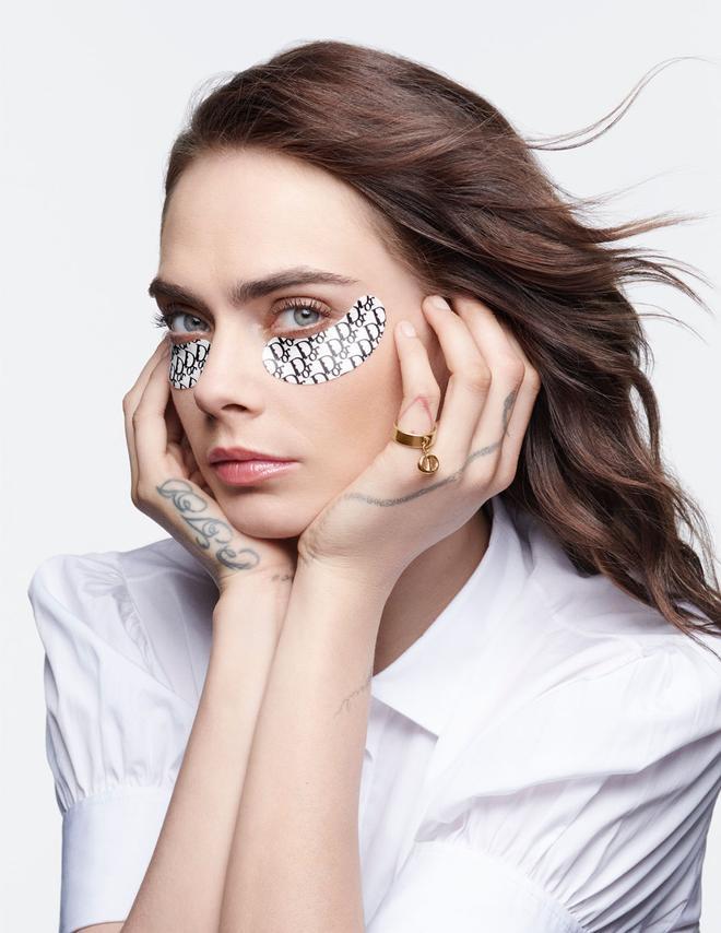 Dior ha lanzado la mascarilla para los ojos efecto flash pero de verdad