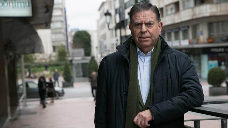 Alfredo Canteli, ayer, en la calle Posada Herrera.