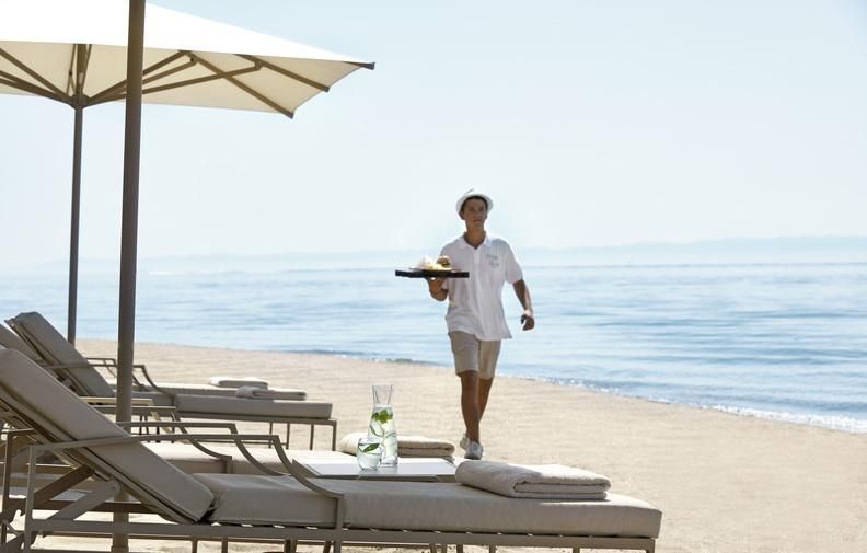 El hotel ofrece servicio a pie de playa.