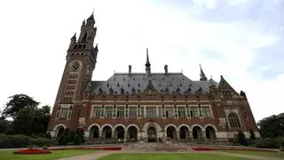 Israel espió y presionó a los miembros del Tribunal de La Haya para perjudicar sus investigaciones, según 'The Guardian'