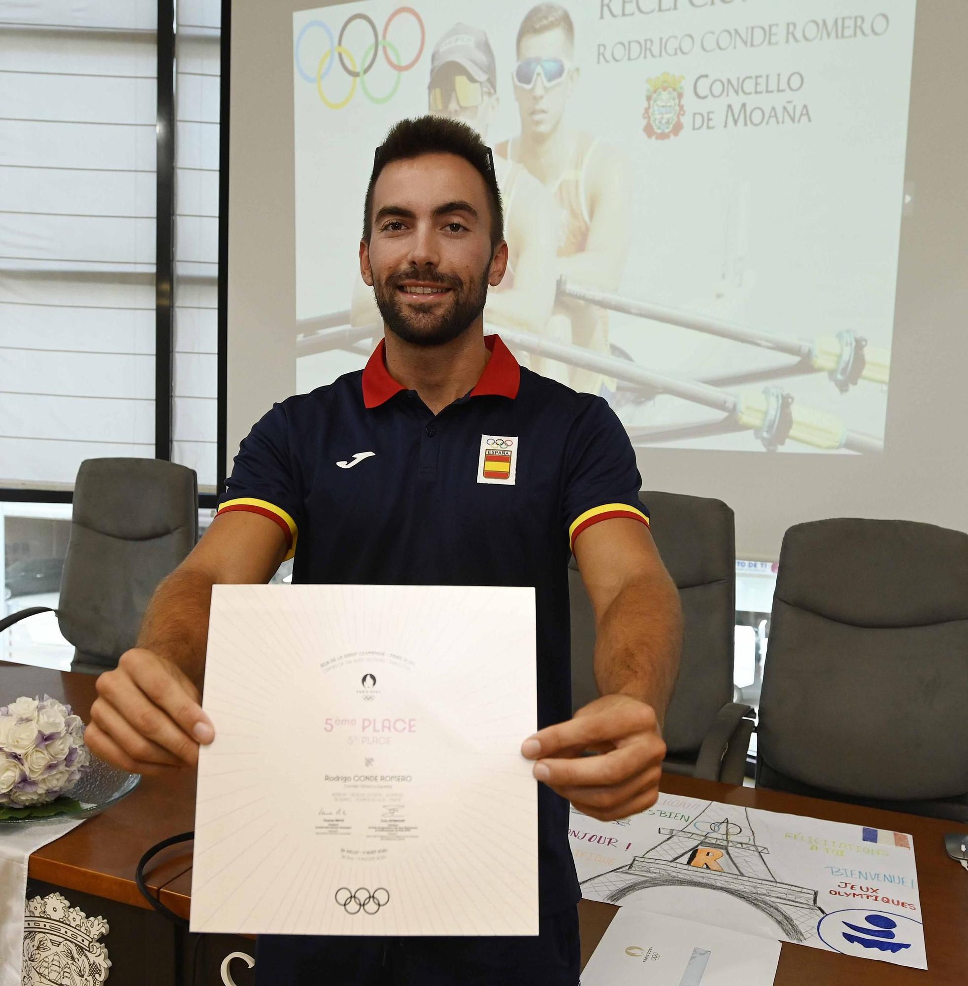 Moaña recibe entre aplausos a su olímpico Rodrigo Conde