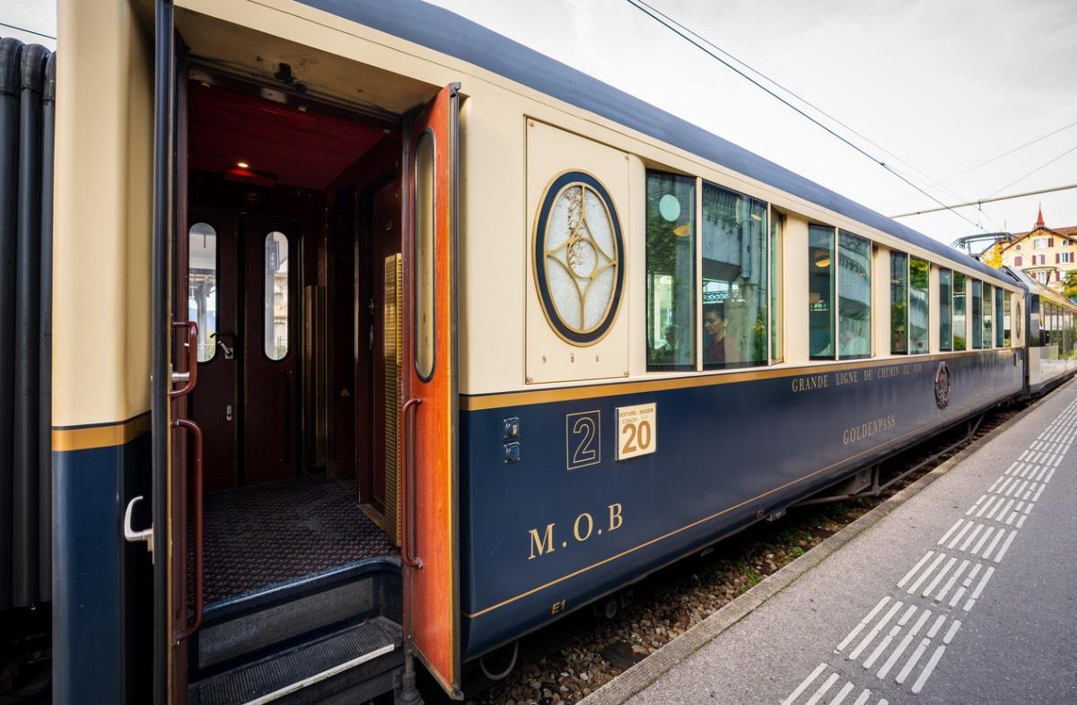 El tren GoldenPass Belle Epoque de Suiza
