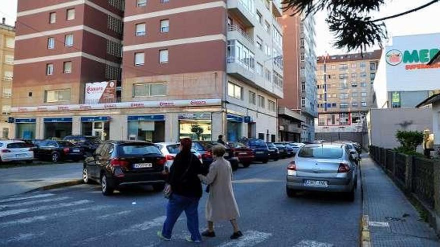 Entorno viario privado del edificio de Las Torres.  // Iñaki Abella