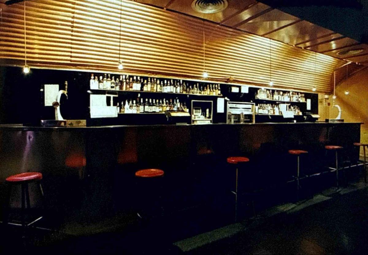 La barra del Karma, en los años 80
