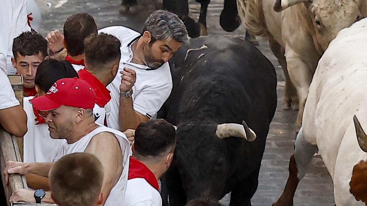 Los toros de Fuente Ymbro inauguran los Sanfermines 2026 con un rápido y emocionante encierro sin heridos por asta