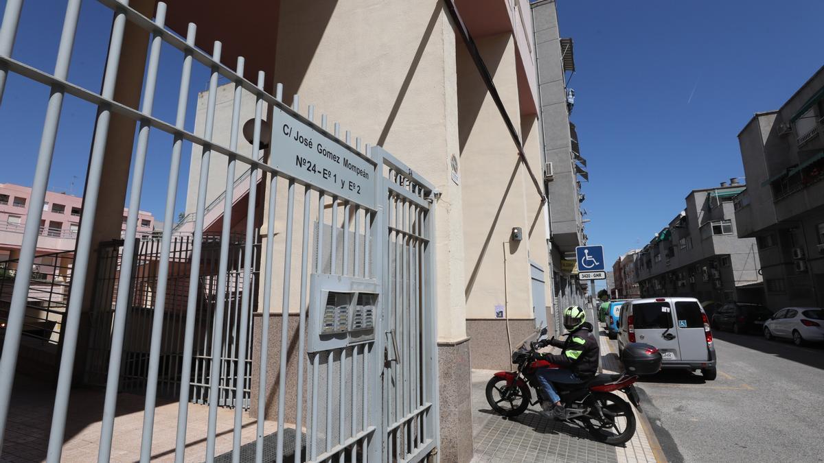 La calle José Gómez Monpeán, una de las consideradas franquistas por el propio Ayuntamiento de Elche