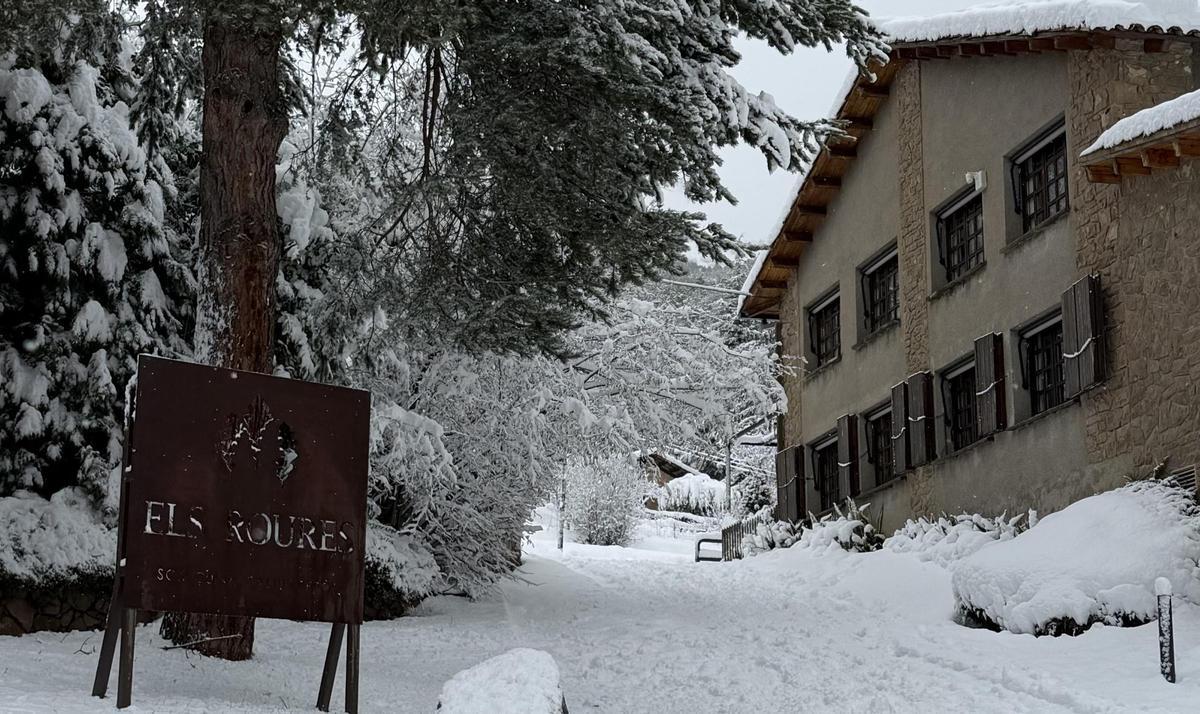 Imatge de la nevada al restaurant Els Roures, a Castellar del Riu