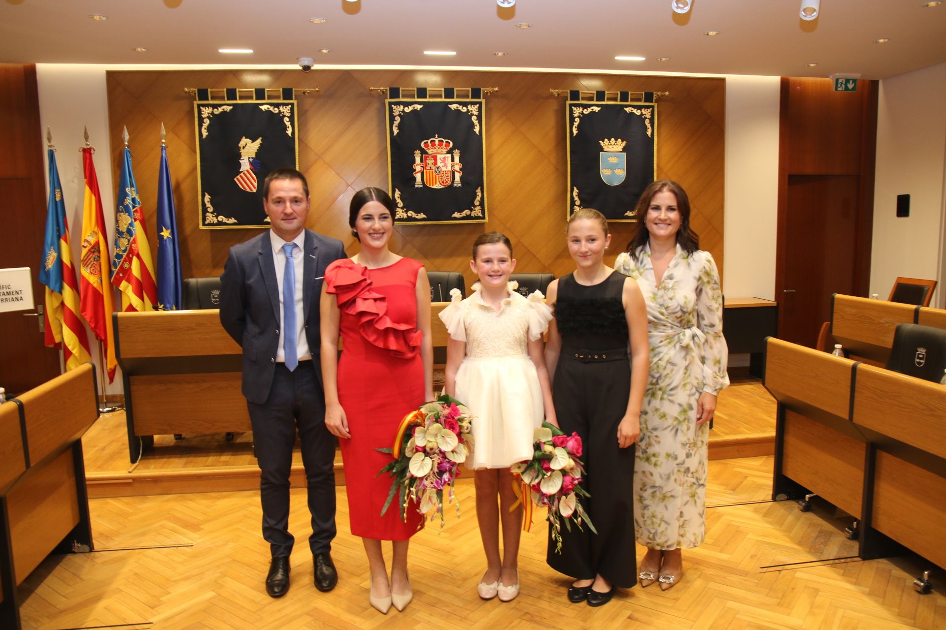 Las imágenes de la elección de las reinas falleras de Burriana