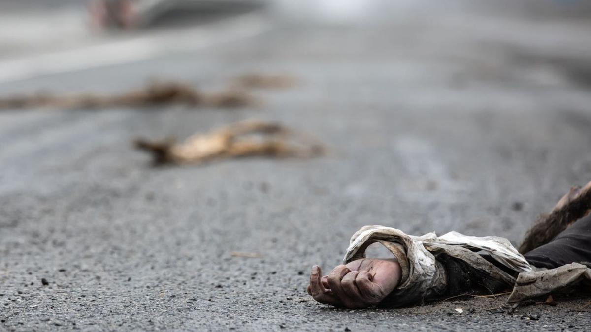 Un civil ucraïnès mort a la ciutat de Butxa | EUROPA PRESS