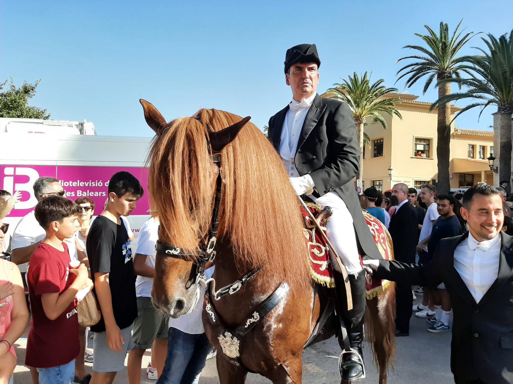 Las fotos de primer toc de flabiol en Ciutadella al que han asistido miles de mallorquines