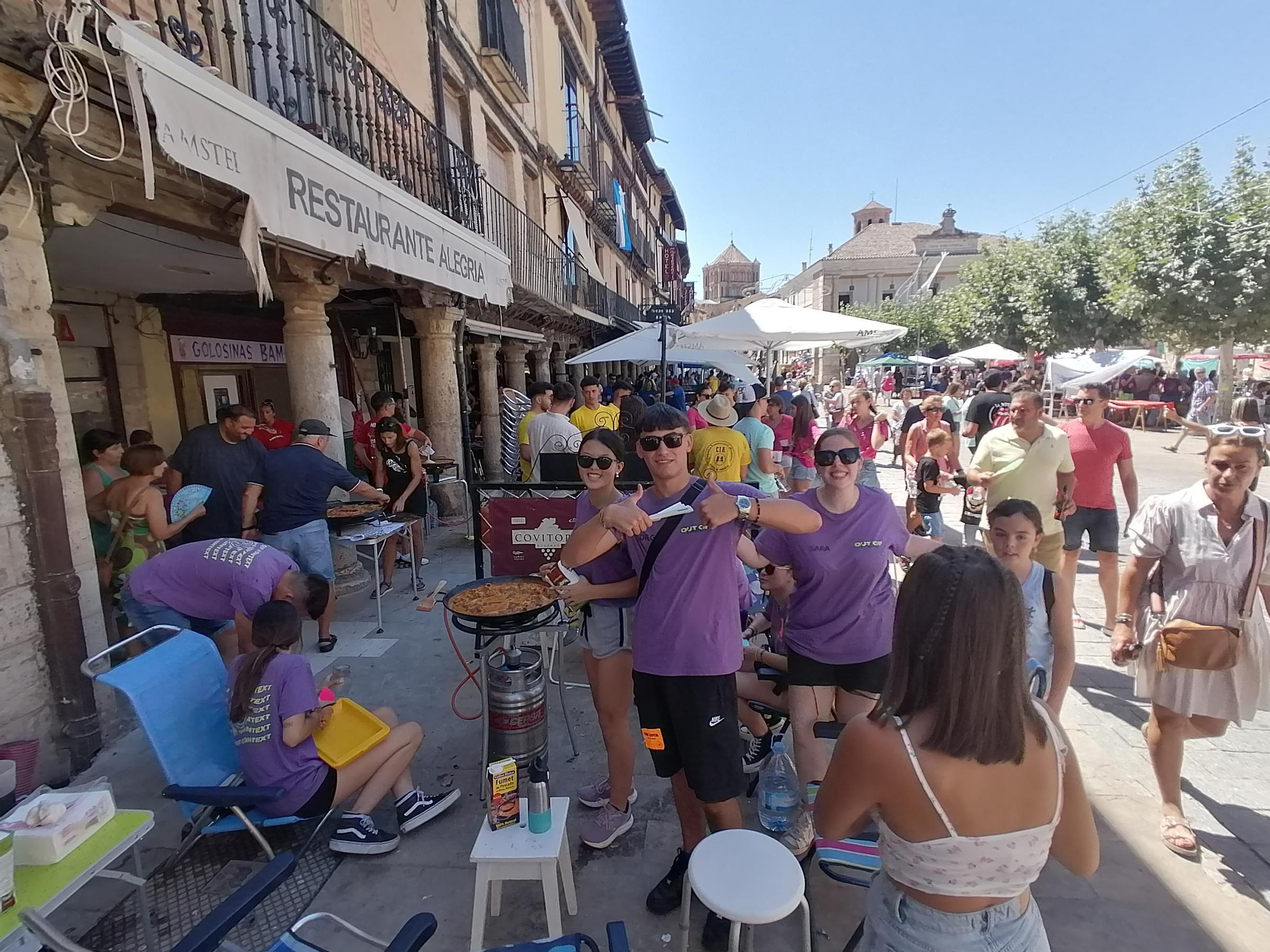 GALERÍA | Las peñas aportan sabor a las fiestas de Toro