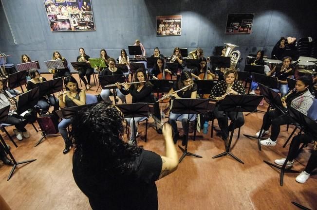 ORQUESTA SOLO DE INSTRUMENTOS DE VIENTO Y SUS ...