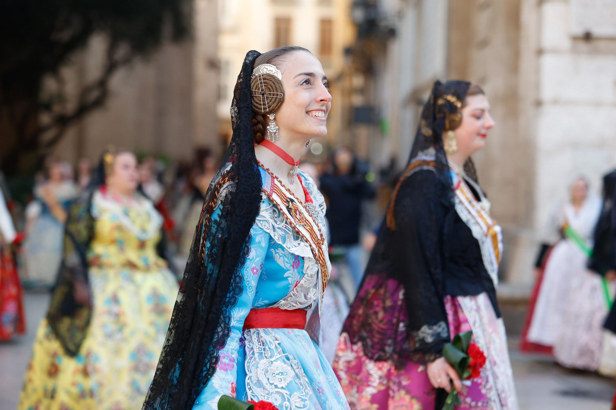 Búscate en el primer día de la Ofrenda en la calle San Vicente entre las 17:00 y las 18:00