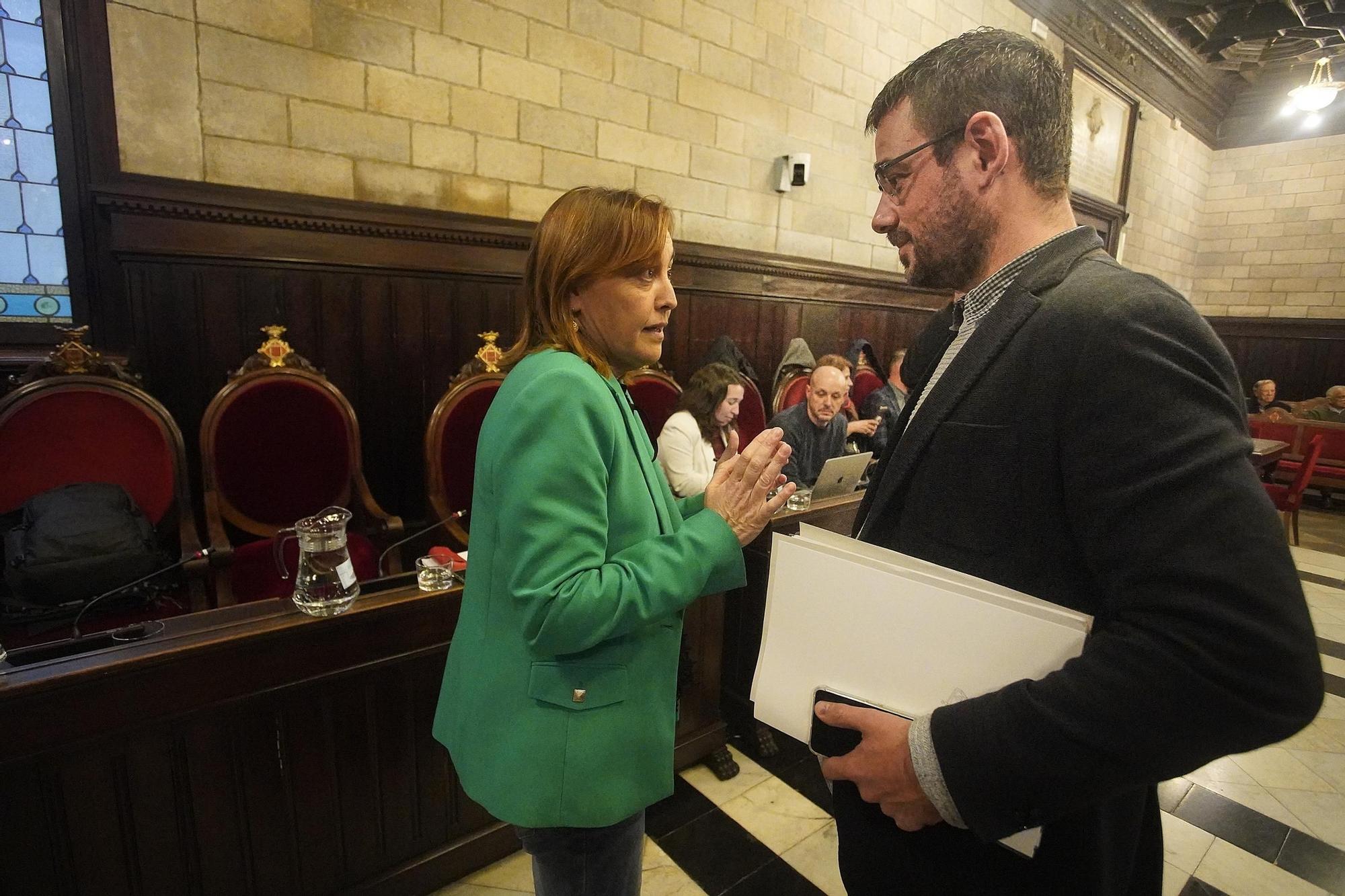 La policia bateja l'alcalde de Girona com a Lluc I el decretador