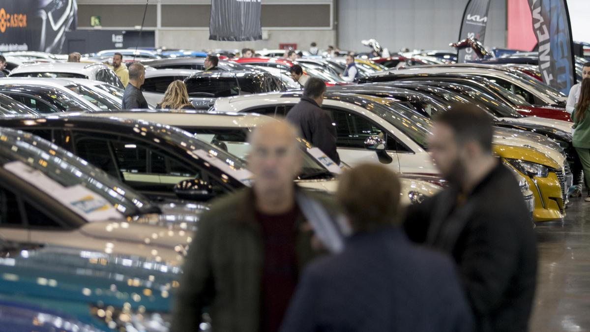 Compras de coches en la Feria del Automóvil del pasado diciembre.