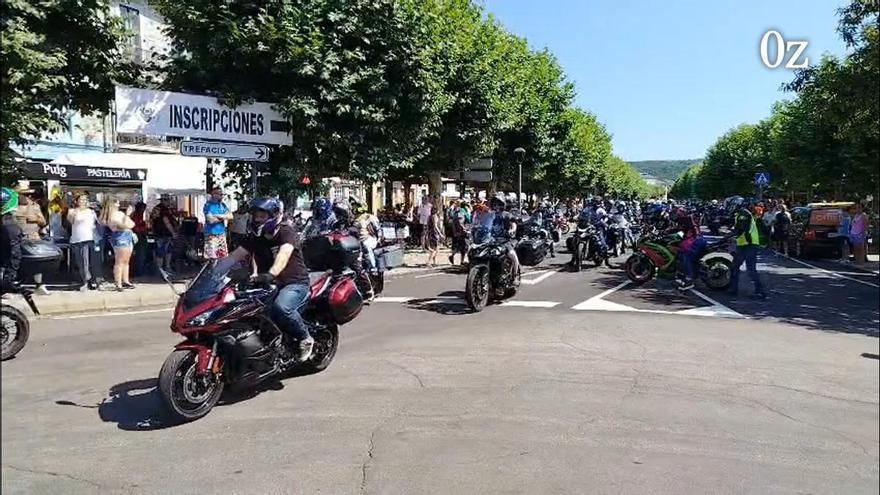 La XXXII Concentración Internacional de Moto del Lago de Sanabria lo da todo este sábado