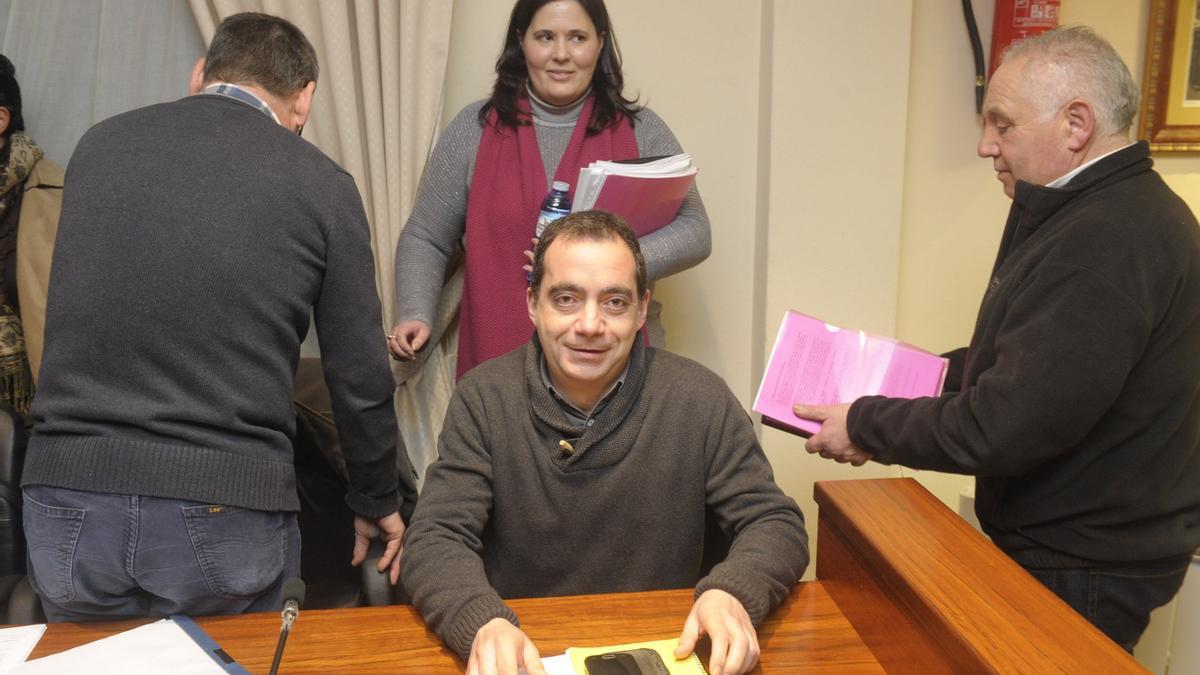 Juan Fariña, en primer término, y Alejandra Pérez Máquez al fondo