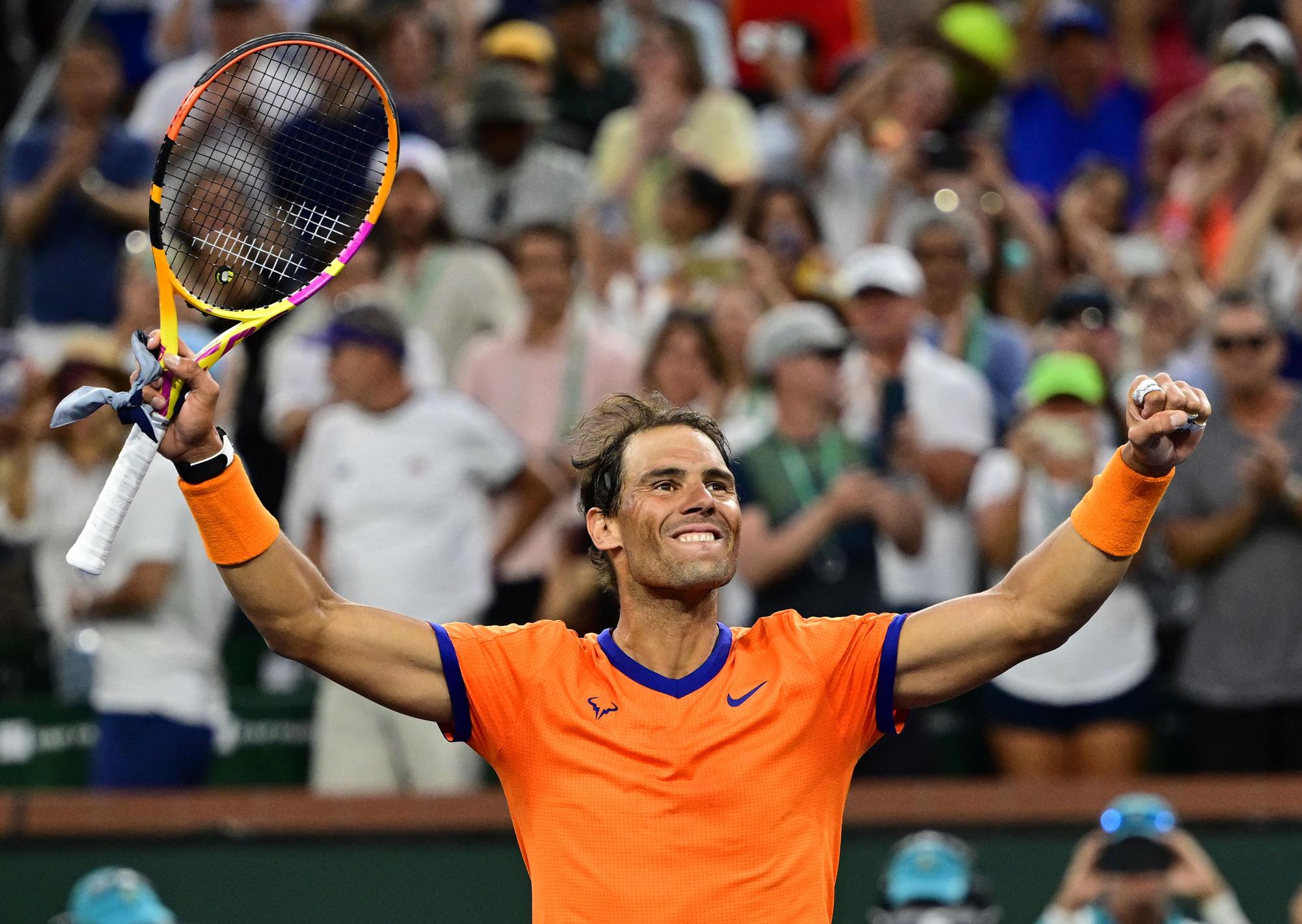 Nadal celebra la victoria ante su compatriota en Indian Wells