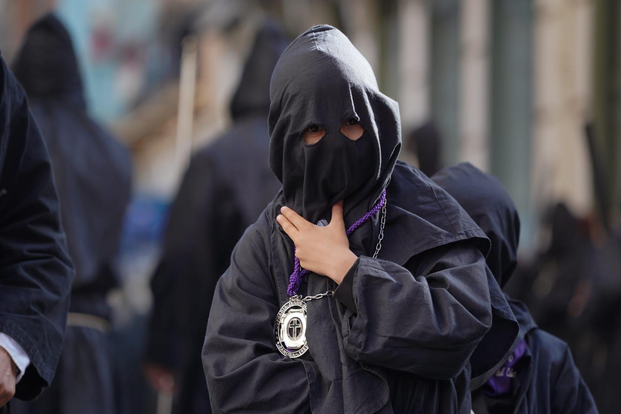 GALERÍA | Zamora arropa así a la procesión del Jesús Nazareno en la Plaza Mayor