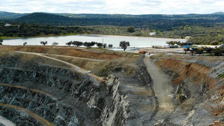 Los nuevos dueños de Aguablanca trabajan "en la puesta en marcha del proyecto minero"