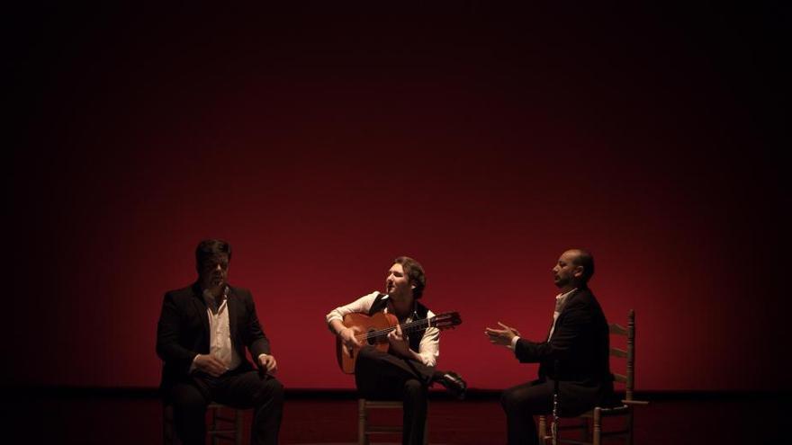 Una escena del espectáculo de Las Minas Puerto Flamenco