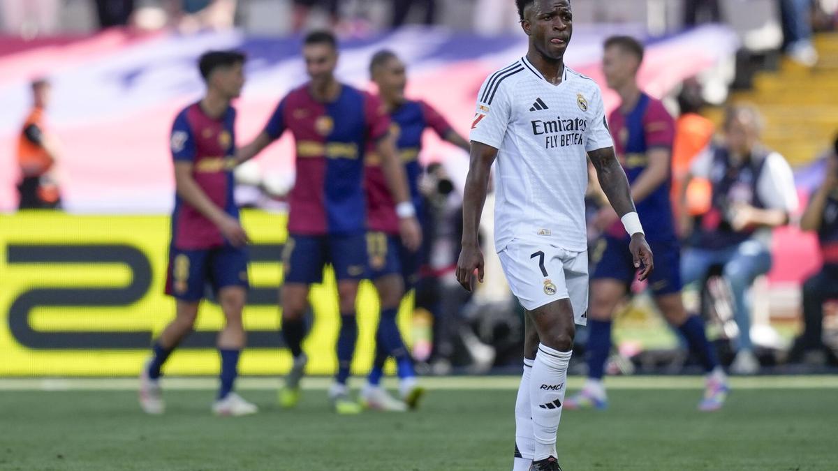 Vinicius, durante el clásico.