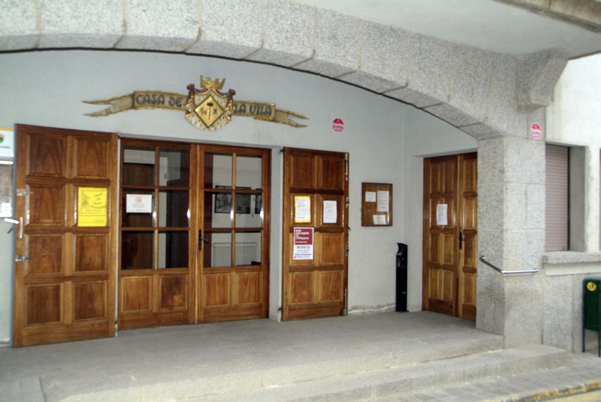 Ajuntament de Maçanet de Cabrenys.