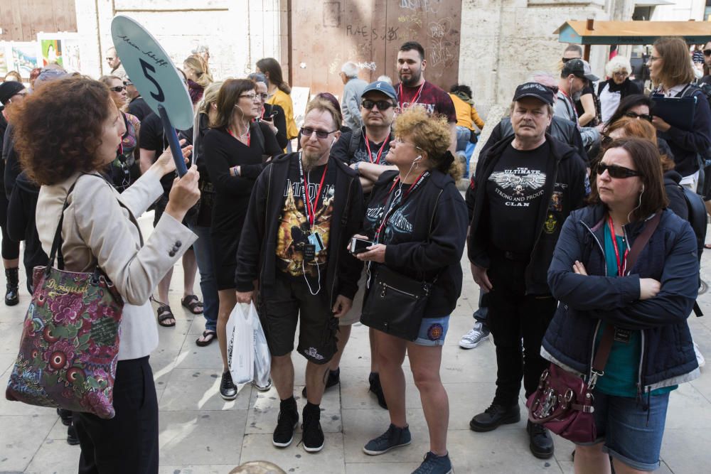 Unos 10.000 cruceristas llegan a València