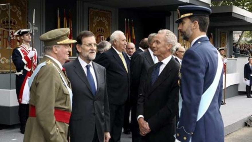 Ni pitidos ni abucheos en el desfile de la Fiesta Nacional