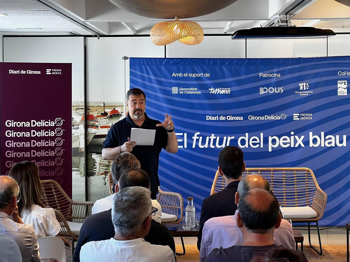 Les imatges de la taula rodona "El futur del peix blau"