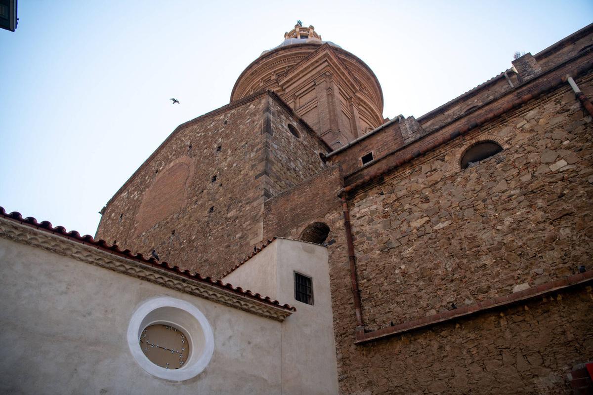 Estado de la Capella dels Segadors, anexa a la Parroquia de Sant Andreu de Palomar, este agosto tras su rehabilitación exterior