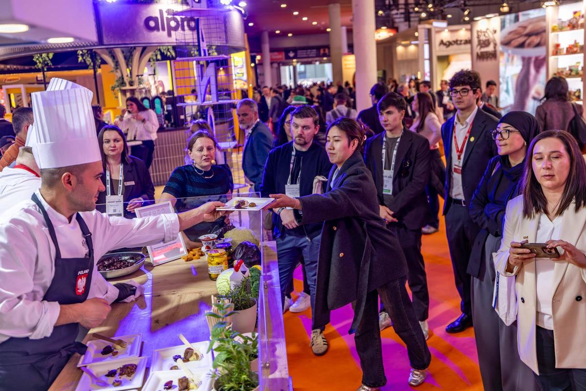 Ambiente en el primer día de Alientaria en la Fira de Barcelona