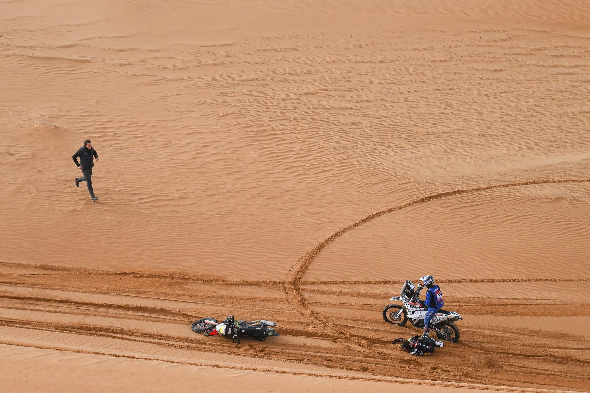 El drama del castellonense Joan Barreda en el Dakar, en imágenes