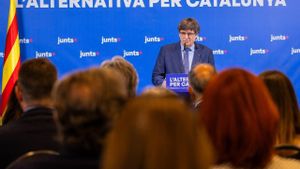 El presidente de Junts, Carles Puigdemont, durante una rueda de prensa, a 12 de mayo de 2025, en Waterloo (Bélgica). La rueda de prensa ha tenido lugar tras la reunión de Junts que coincide con el primer año de las últimas elecciones en el Parlament de Catalunya. Puigdemont ha anunciado que no firmará el Pacto Nacional por la Lengua sin consensuar la respuesta de la sentencia del 25% de castellano a la enseñanza. 12 MAYO 2025;JUNTS;PUIGDEMONT;BELGICA Junts 12/05/2025. CARLES PUIGDEMONT;Junts