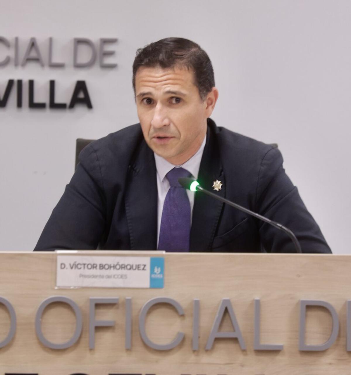 Víctor Bohórquez, presidente del Ilustre Colegio Oficial de Enfermería de Sevilla