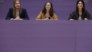Pablo Fernández, Ione Belarra e Isa Serra, en reunión del Consejo Ciudadano de Podemos.