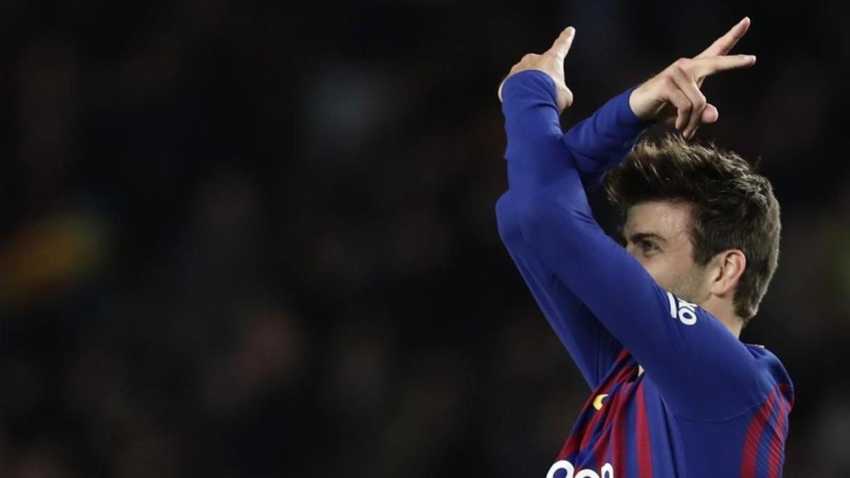 zentauroepp46117598 fc barcelona s gerard pique celebrates after scoring during 181206203658