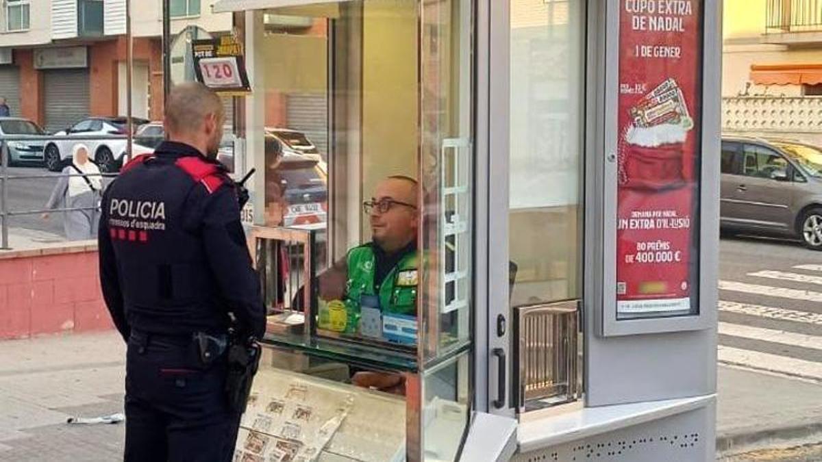 Imagen del vendedor con un agente