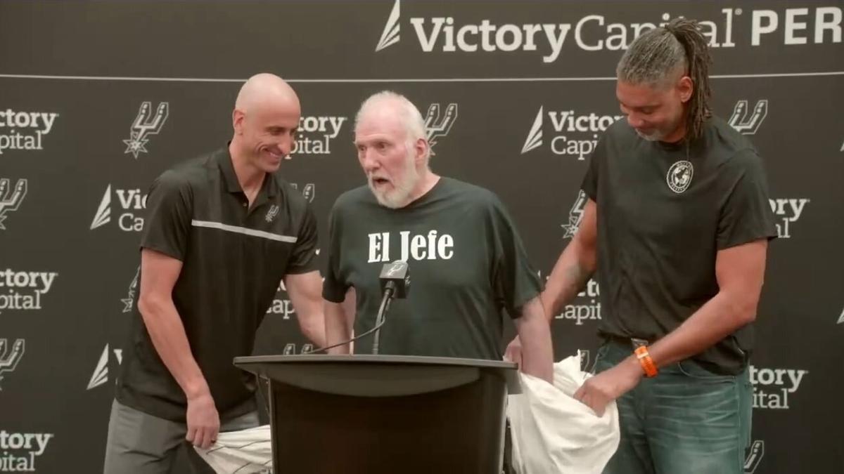 Popovich ahora es "El Jefe" de los Spurs